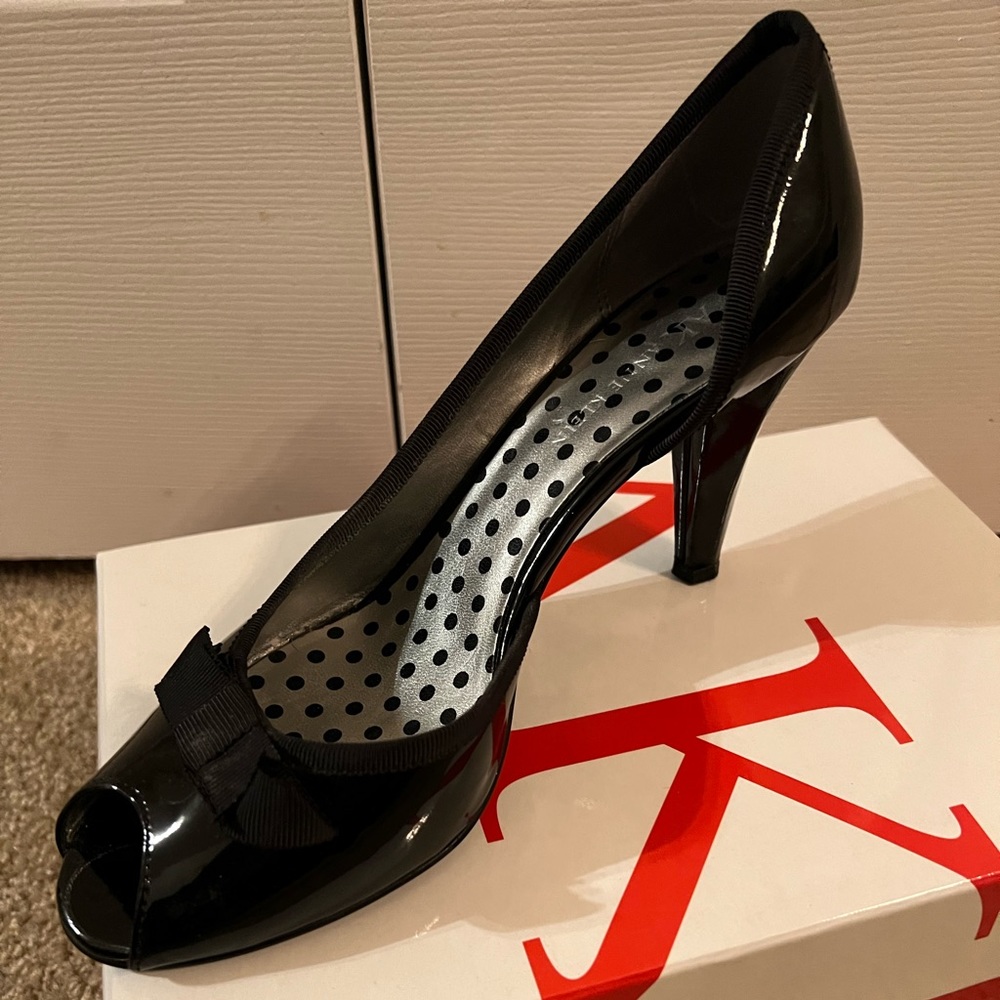 Anne Klein Patent Pump